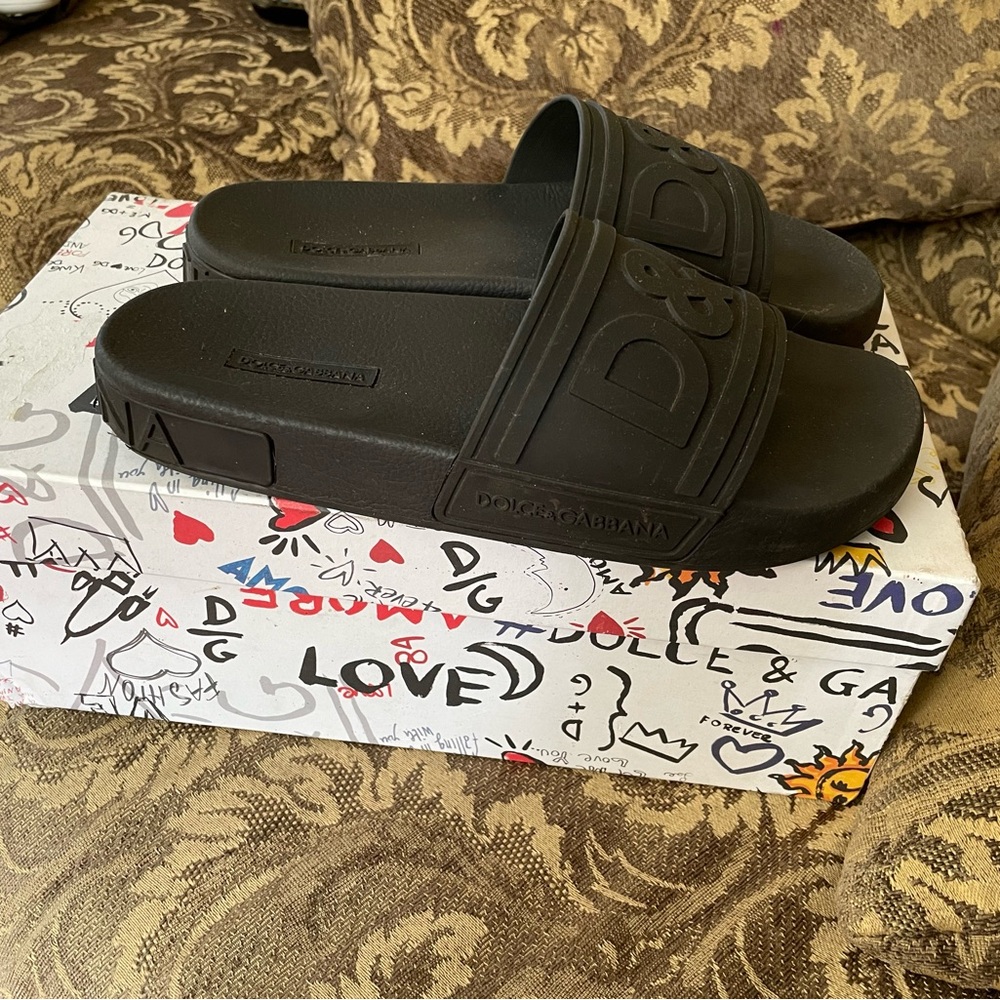 Dolce & Gabbana Nero Slides